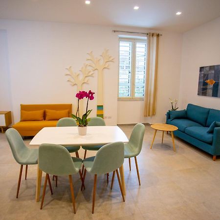 Cosmo 38 Luxury Apartments ナポリ エクステリア 写真