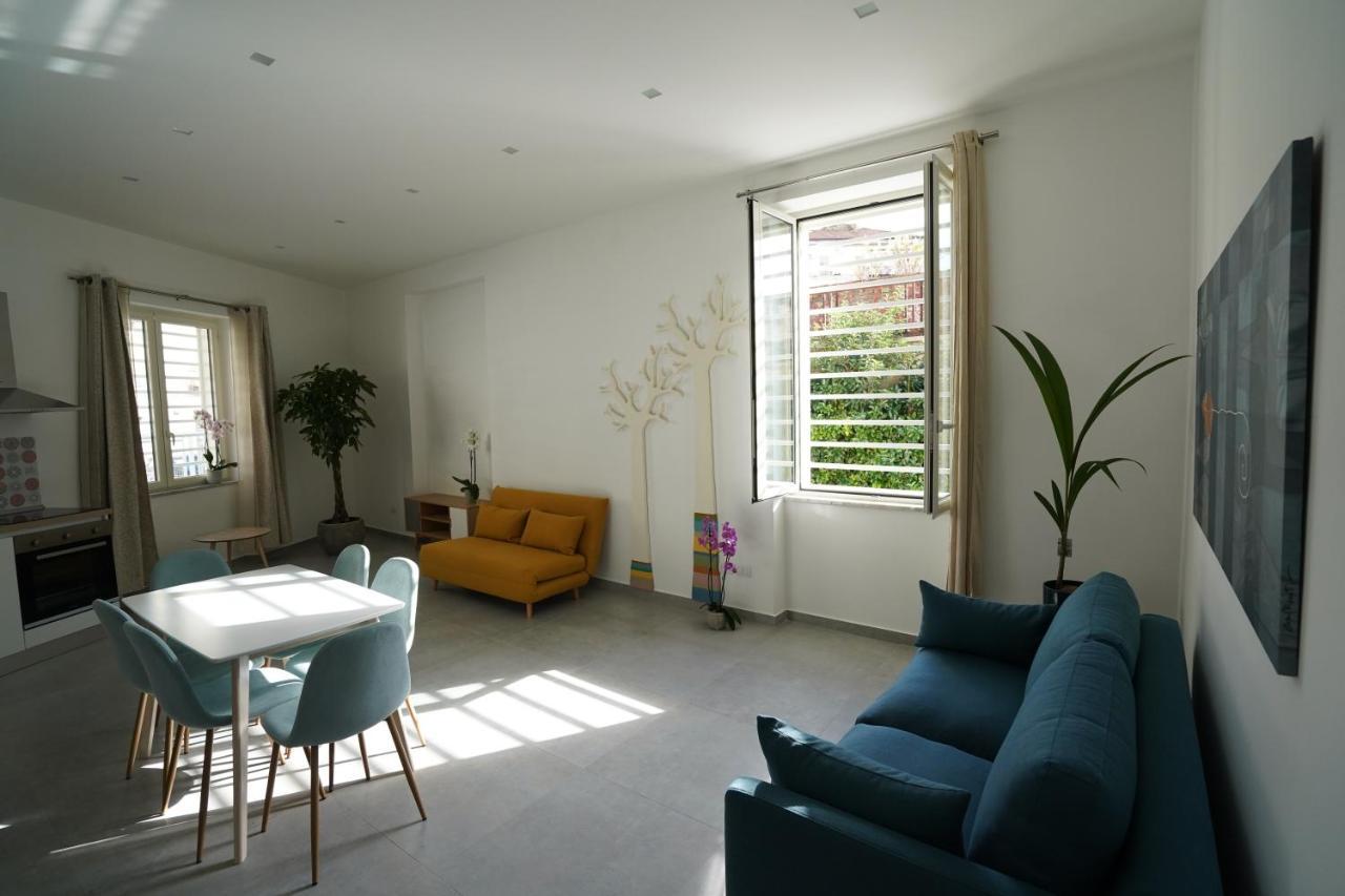 Cosmo 38 Luxury Apartments ナポリ エクステリア 写真